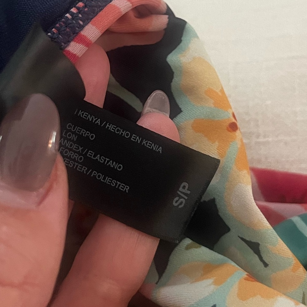 HURLEY One-Piece Swimsuit Pink Poppy Floral Adjustable Straps size small - Picture 6 of 6